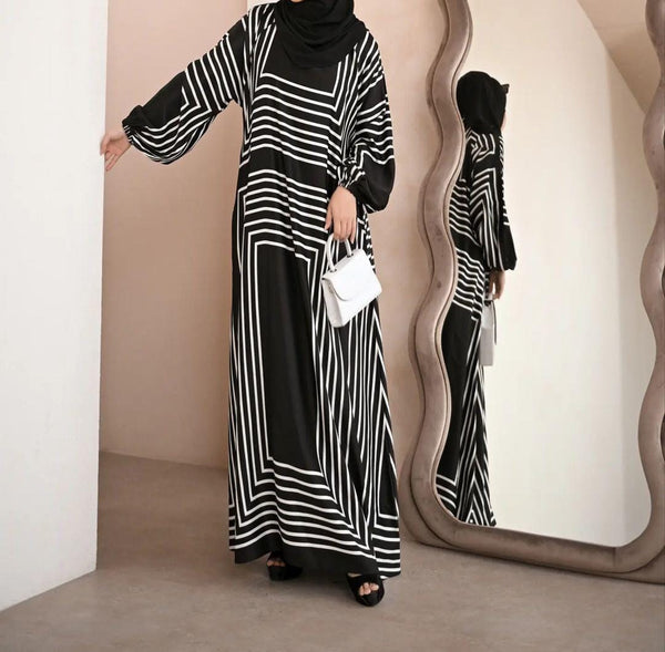 Black Line White Abaya NAC-006