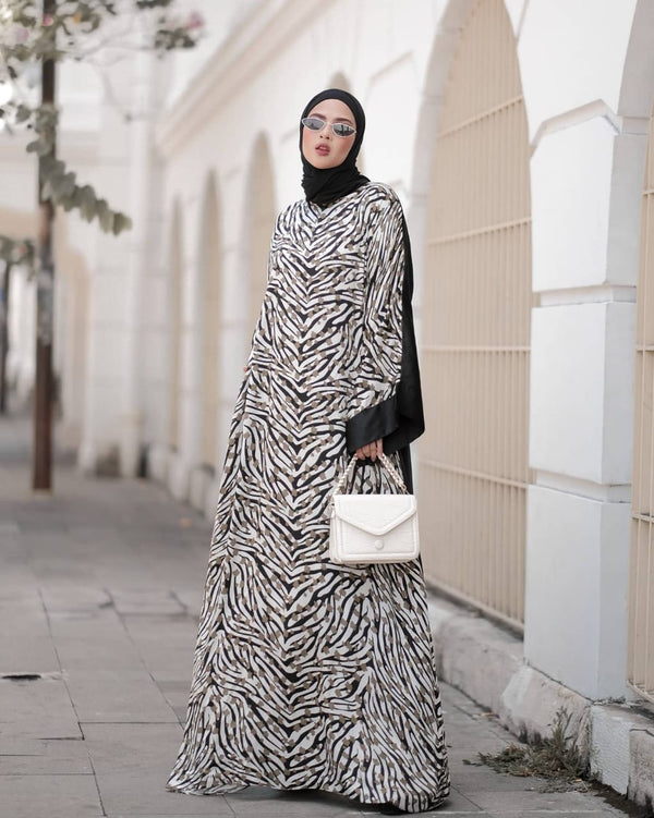 Zebra Print Abaya HAC_0177