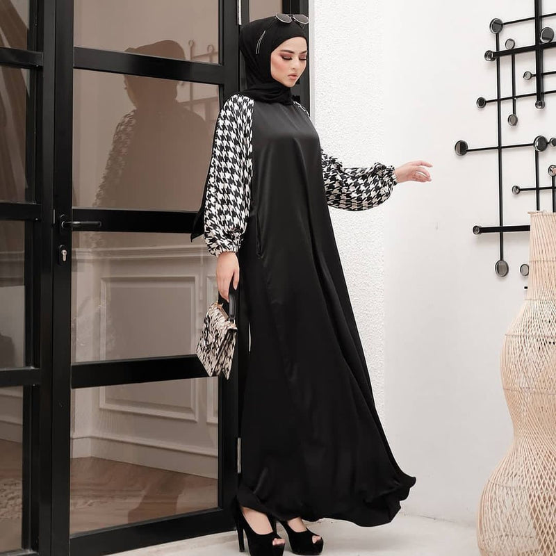 Black & White Abaya HAC-0014